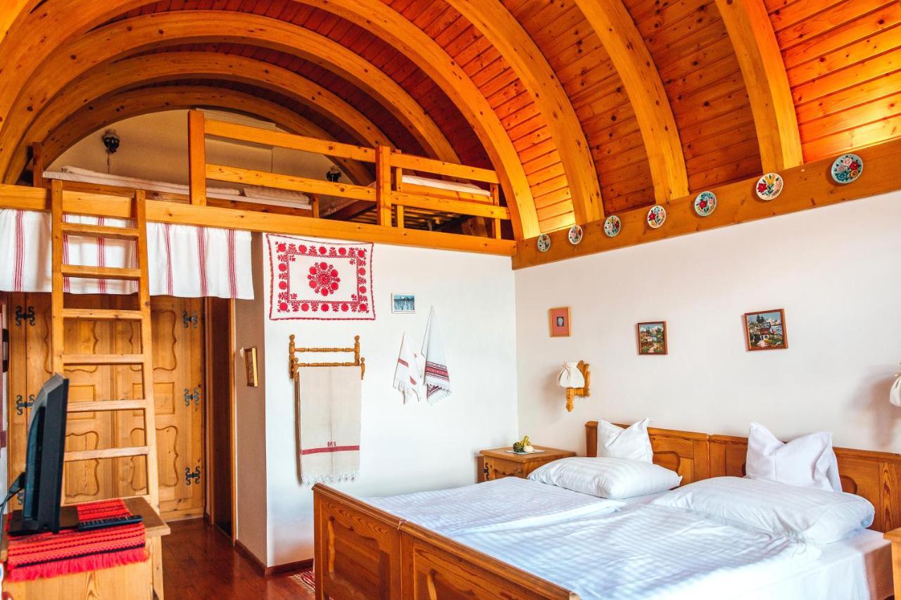 Bagoly Pincesor Fogado Bed & Breakfast Pecs Exterior photo